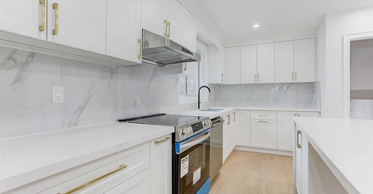 Main-40 Sherwood Forest Drive, Markham, ON, L3P 1P8 - 9