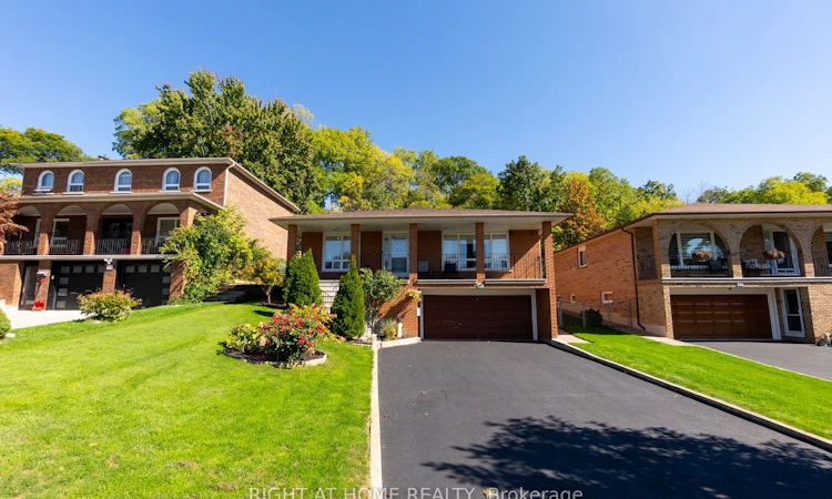 49 Pioneer Lane