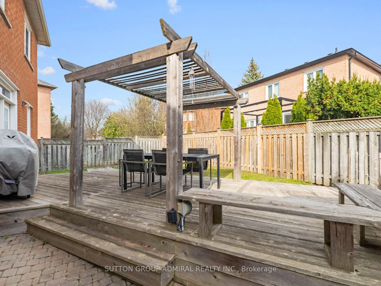43 Ventura Way, Vaughan, ON, L4J 7T4 - 43