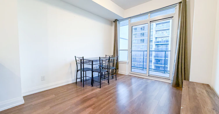735-7161 Yonge Street, Vaughan, ON, L3T 0C8 - 5