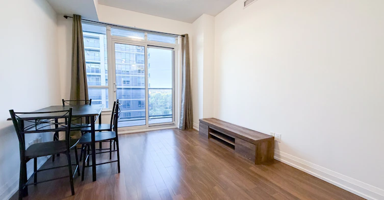 735-7161 Yonge Street, Vaughan, ON, L3T 0C8 - 6