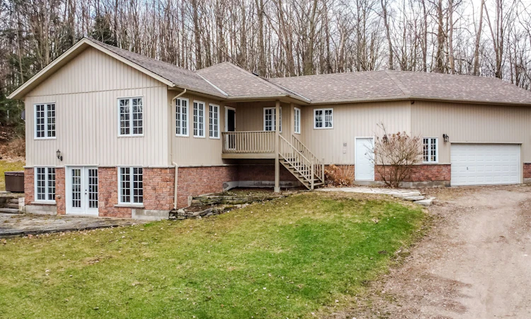 4927 25 Side Road