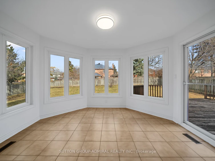 295 Fifth Avenue, Vaughan, ON, L4L 7A8 - 15