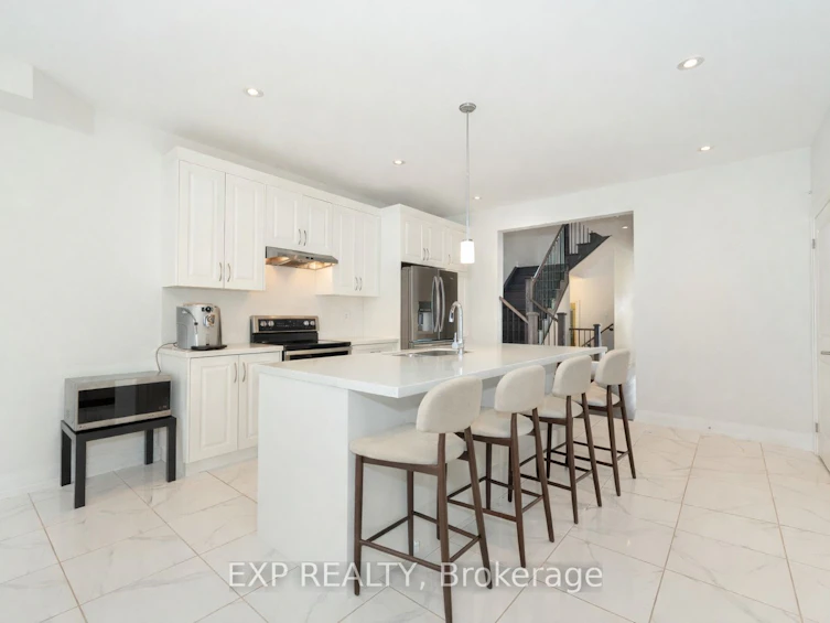 14 Longworth Avenue, Richmond Hill, ON, L4E 1J1 - 14