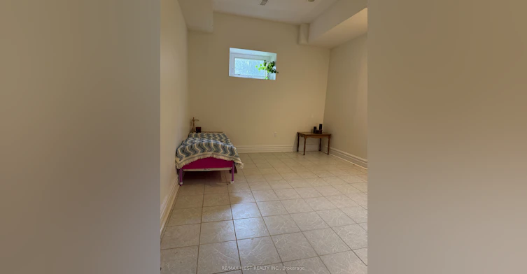 90 Stephanie Boulevard, Vaughan, ON, L4L 1A6 - 11