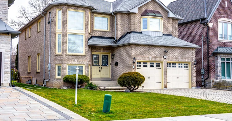 229 Baker Avenue, Richmond Hill, ON, L4C 1X8