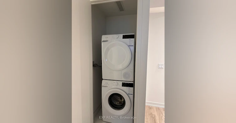 708-195 Commerce Street, Vaughan, ON, L4K 5Z7 - 7