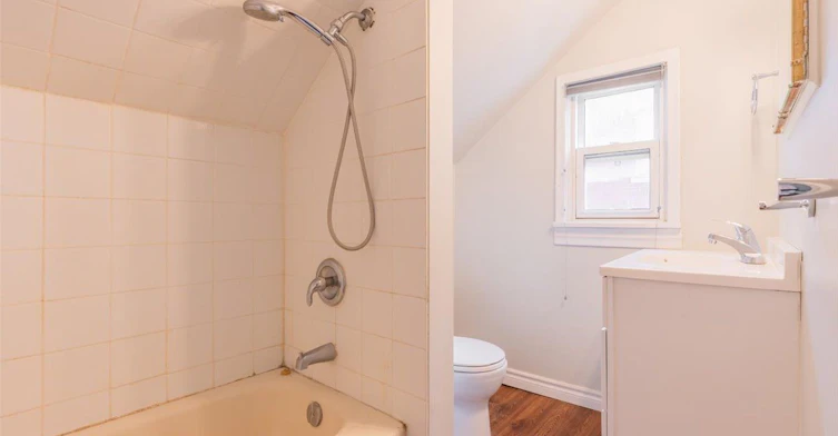 24 Maple Street, Aurora, ON, L4G 1K9 - 35