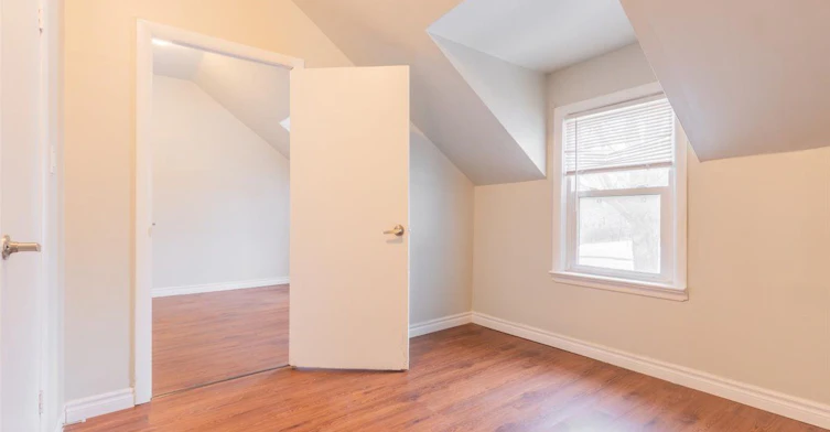 24 Maple Street, Aurora, ON, L4G 1K9 - 47