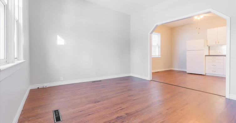 24 Maple Street, Aurora, ON, L4G 1K9 - 23
