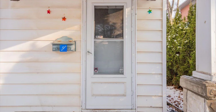 24 Maple Street, Aurora, ON, L4G 1K9 - 16