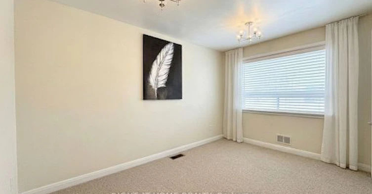 Main Floor-57 Wilstead Drive, Newmarket, ON, L3Y 4T8 - 12