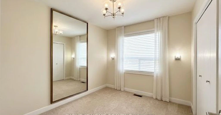 Main Floor-57 Wilstead Drive, Newmarket, ON, L3Y 4T8 - 11