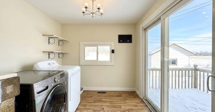 Main Floor-57 Wilstead Drive, Newmarket, ON, L3Y 4T8 - 9