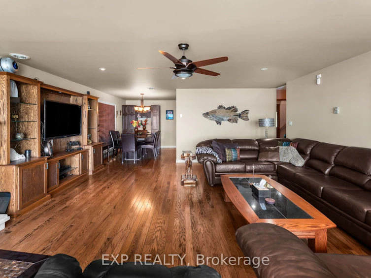 582 Duclos Point Road, Georgina, ON, L0E 1N0 - 8