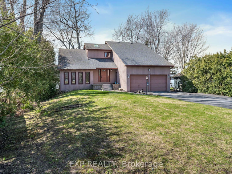 582 Duclos Point Road, Georgina, ON, L0E 1N0