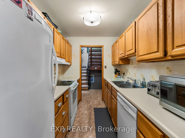 582 Duclos Point Road, Georgina, ON, L0E 1N0 - 12