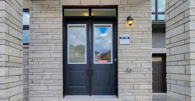105 Halldorson Avenue, Aurora, ON, L4G 7B6 - 2