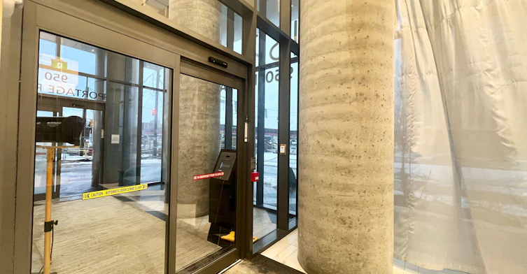 5708-950 Portage Parkway, Vaughan, ON, L4K 0J7 - 32