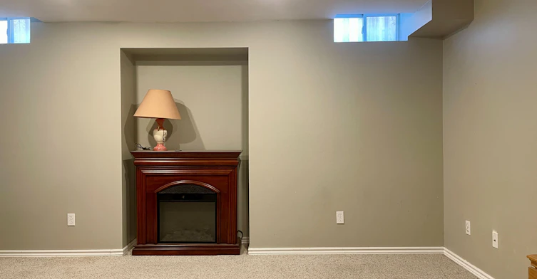 Lower-824 College Manor Drive, Newmarket, ON, L3Y 8G6 - 9