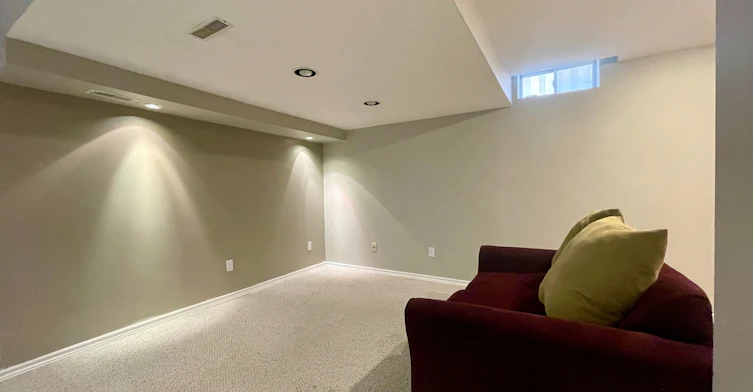Lower-824 College Manor Drive, Newmarket, ON, L3Y 8G6 - 6