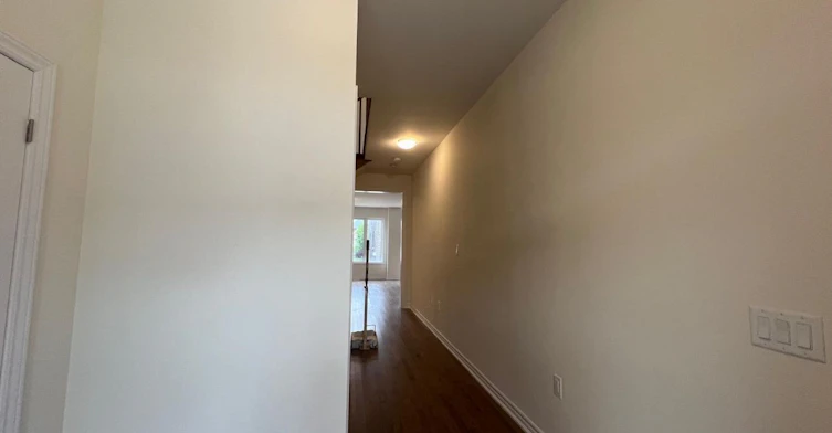 22 Blick Crescent, Aurora, ON, L4G 7Y9 - 2