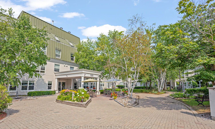 PH13-100 Anna Russell Way