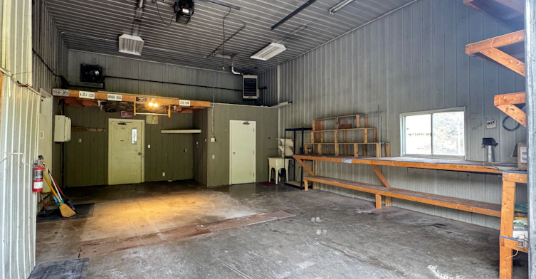 Main-66 Metro Road N, Georgina, ON, L4P 1C3 - 5