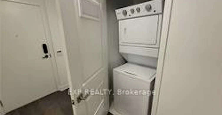 1402-85 Oneida Crescent, Richmond Hill, ON, L4B 0A6 - 13