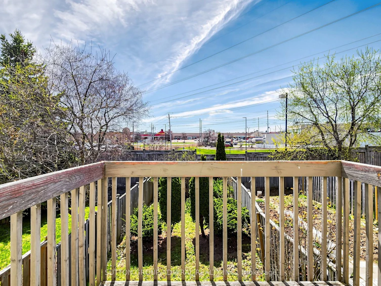 48-52 Brandy Lane Way, Newmarket, ON, L3Y 8P7 - 29