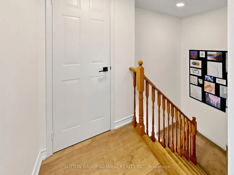 48-52 Brandy Lane Way, Newmarket, ON, L3Y 8P7 - 16