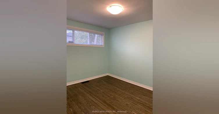 Main Floor-241 Ashlar Road, Richmond Hill, ON, L4C 2W7 - 8