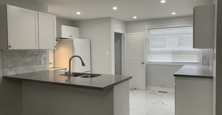 Main Floor-241 Ashlar Road, Richmond Hill, ON, L4C 2W7 - 5