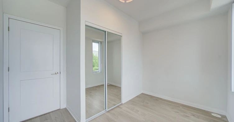 Th33-1050 Portage Parkway, Vaughan, ON, L4K 0K3 - 37