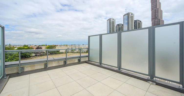 Th33-1050 Portage Parkway, Vaughan, ON, L4K 0K3 - 41