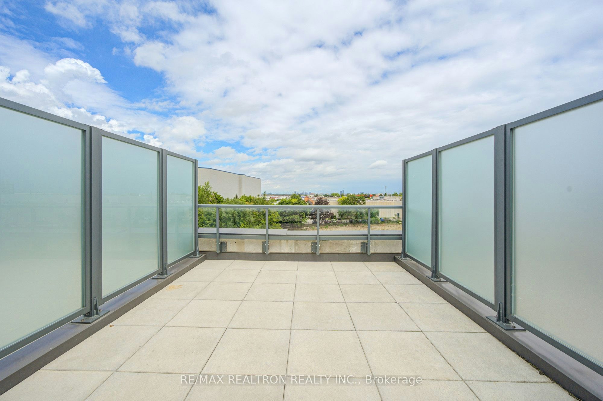 Th33-1050 Portage Parkway, Vaughan, ON, L4K 0K3 - 40