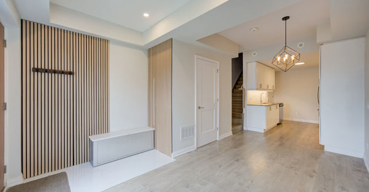Th33-1050 Portage Parkway, Vaughan, ON, L4K 0K3 - 9