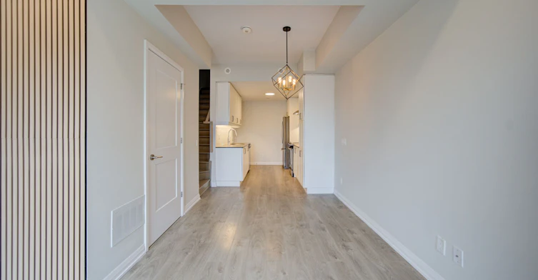 Th33-1050 Portage Parkway, Vaughan, ON, L4K 0K3 - 8