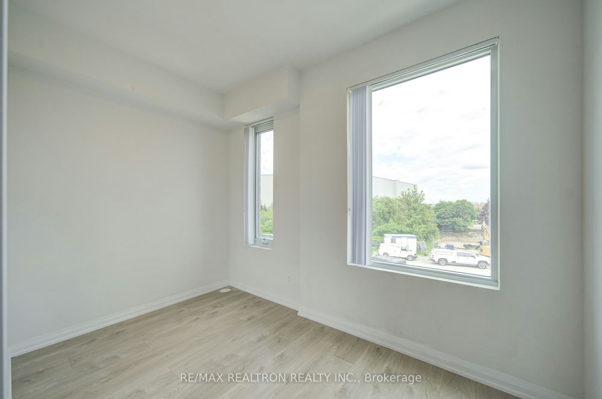 Th33-1050 Portage Parkway, Vaughan, ON, L4K 0K3 - 34