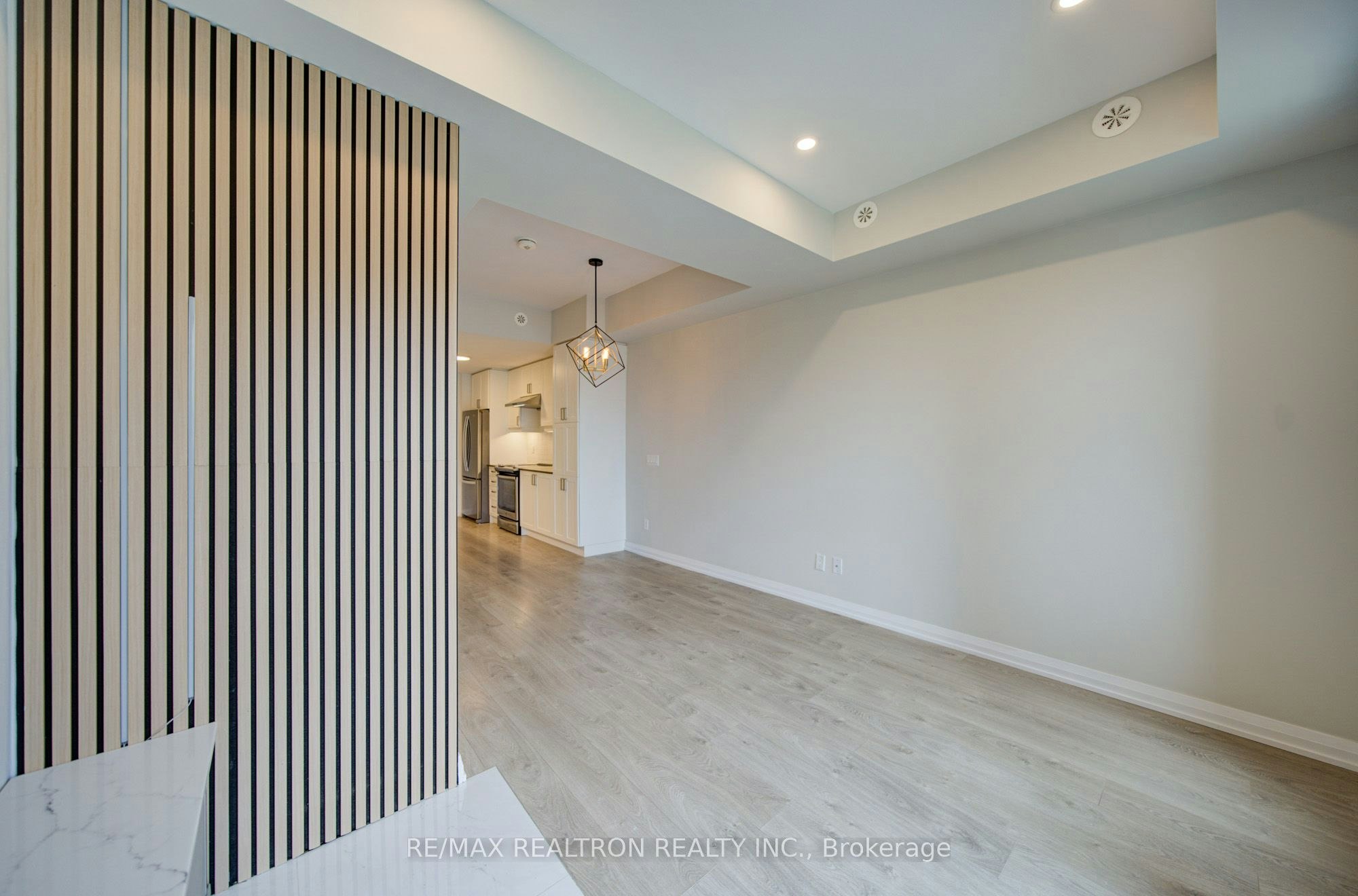 Th33-1050 Portage Parkway, Vaughan, ON, L4K 0K3 - 6