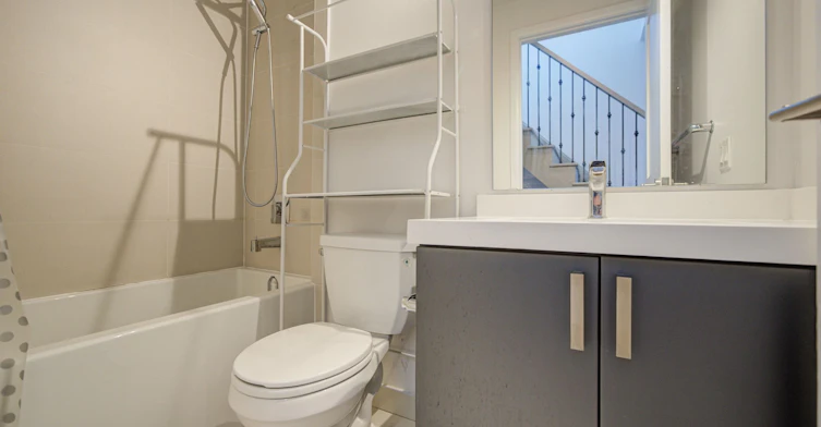 Th33-1050 Portage Parkway, Vaughan, ON, L4K 0K3 - 30