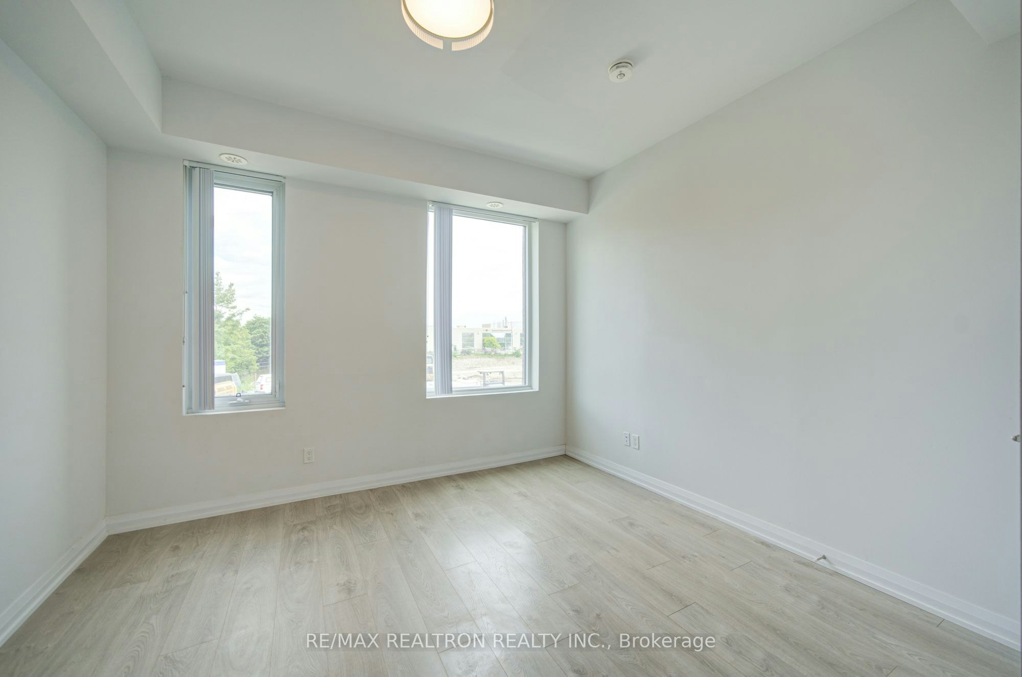Th33-1050 Portage Parkway, Vaughan, ON, L4K 0K3 - 23