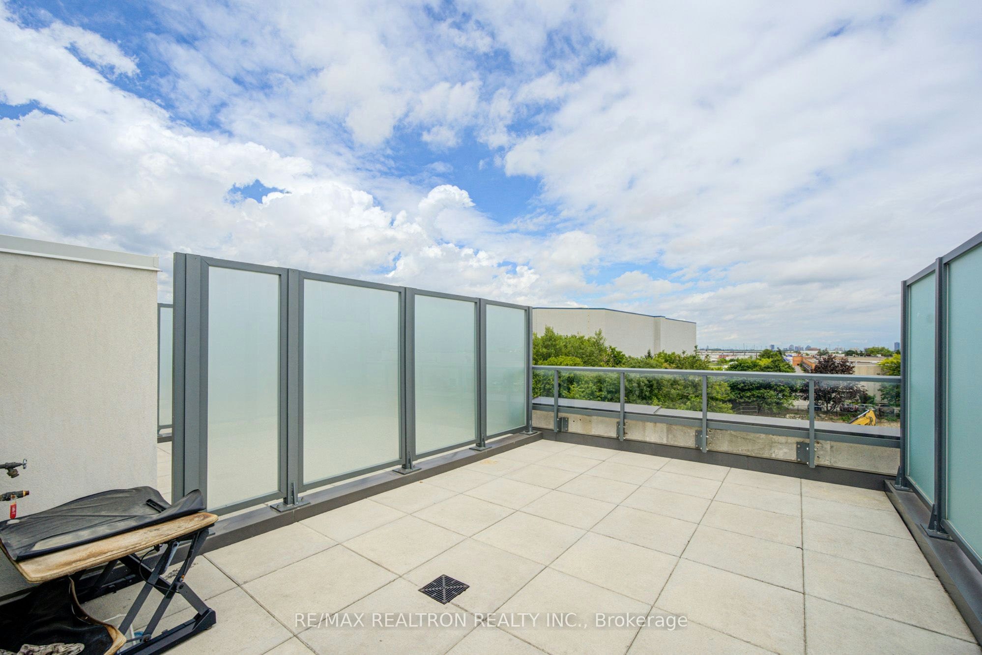 Th33-1050 Portage Parkway, Vaughan, ON, L4K 0K3 - 39