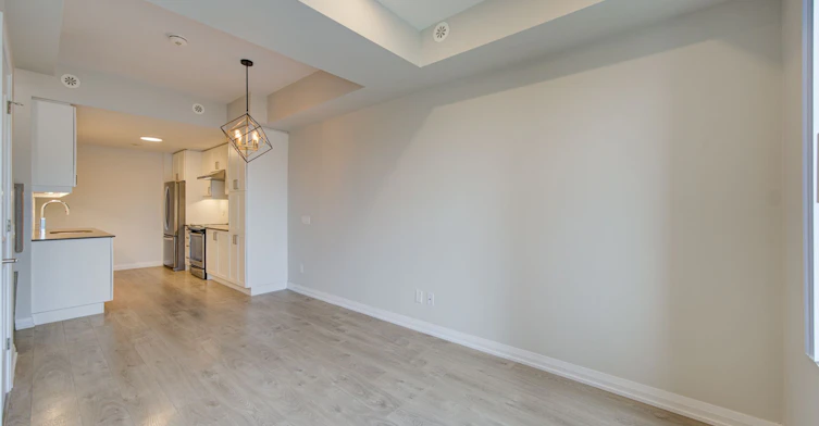Th33-1050 Portage Parkway, Vaughan, ON, L4K 0K3 - 7