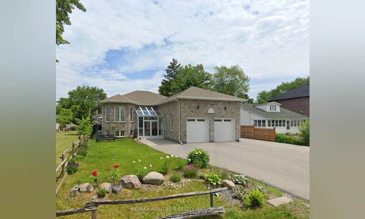 815 Churchill Lane