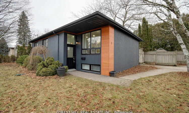 1 Willis Drive