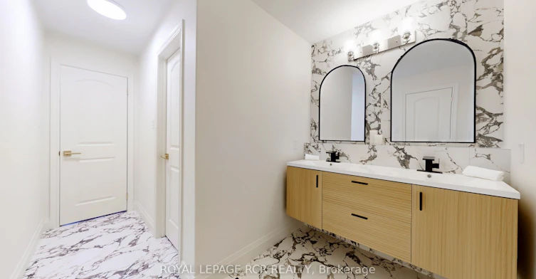 75 Dr. George Burrows Parkway E, Georgina, ON, L0E 1R0 - 40