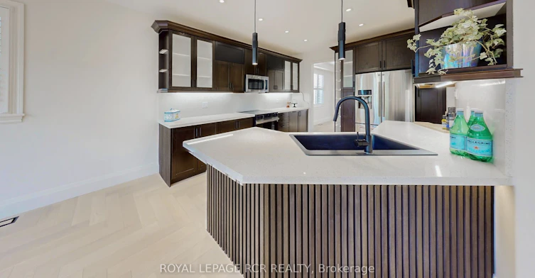 75 Dr. George Burrows Parkway E, Georgina, ON, L0E 1R0 - 9