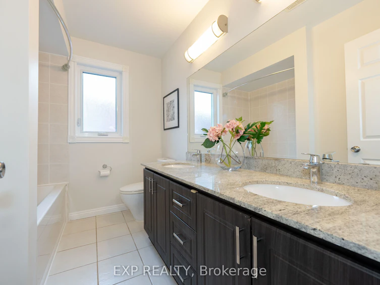84 Lagani Avenue, Richmond Hill, ON, L4B 3C6 - 33