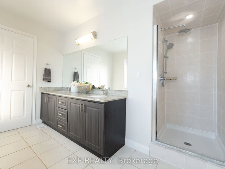 84 Lagani Avenue, Richmond Hill, ON, L4B 3C6 - 31